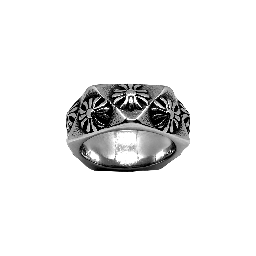 Tri Fleur Ring