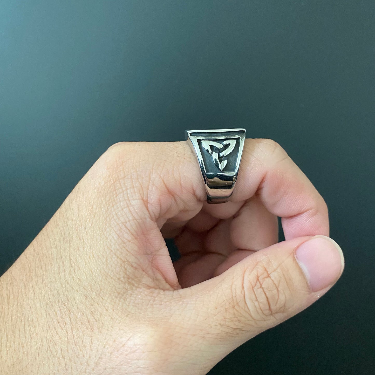 Black Gem Signia Ring