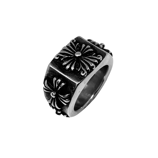 Medieval Fleur Ring